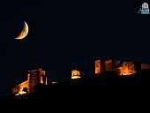 Luna sobre el Castillo de lora