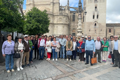 Los mayores disfrutan de un viaje a Sevilla