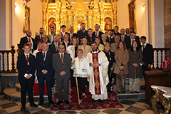 La nueva Junta de Gobierno de la Hermandad Virgen de Flores jura sus cargos